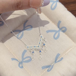 Collar con Colgante de Calabaza de Jade Verde Yang de Plata Pura S925, Estilo Chino Elegante con Sensación de Alta Gama, Patrón Único Numerado - Product Image 1