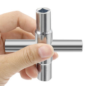 <span class=keywords><strong>Clé</strong></span> à 4 voies OEM en acier plaqué <span class=keywords><strong>pour</strong></span> robinet, clés à <span class=keywords><strong>eau</strong></span>, clés <span class=keywords><strong>pour</strong></span> compteurs de gaz utilitaires à 4 voies, outil de serrage <span class=keywords><strong>pour</strong></span> <span class=keywords><strong>ouvrir</strong></span> et fermer les robinets SPI - Product Image 5