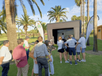 Tente de simulation de golf gonflable extérieure avec projecteur
