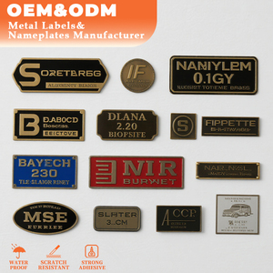 Khắc quá trình tùy chỉnh Laser khắc 3D dập nổi kim loại logo nhãn thép không gỉ Tên tấm cho riêng thương hiệu của bạn - Product Image 1