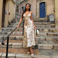 Vestido Midi Romántico de Satén con Estampado Floral, Escote Corazón, Tirantes Finos, Sin Mangas, Ajustado, Estilo Tubo, Casual de Verano