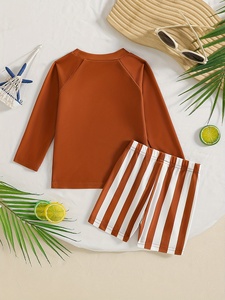 Ensemble <span class=keywords><strong>de</strong></span> <span class=keywords><strong>maillot</strong></span> <span class=keywords><strong>de</strong></span> <span class=keywords><strong>bain</strong></span> d'été décontracté pour bébé garçon, col rond, en Spandex et Polyester, chemise unie à manches longues et short rayé, deux pièces - Product Image 2