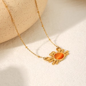 Cute 18K Gold Plated Stainless Steel <strong>Crab</strong> Gemstone Pendant Necklace Beach Vacation Gifting Fashion <strong>Jewelry</strong> - Product Image 3