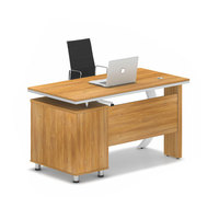 Bureau d'ordinateur moderne et économique pour la maison, l'école, le bureau, la salle de classe, le bureau du directeur