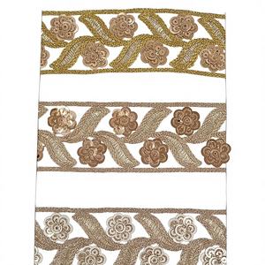 Tissu en organza brodé de dentelle de miel écologique de haute qualité, motif floral, perles et paillettes pour vêtements de mariage élégants - Product Image 1