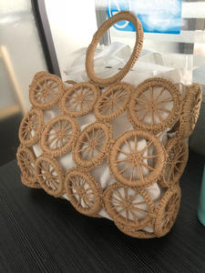 Bolso de mimbre con patrón de rueda cuadrada para mujer, bolsa de mano de mimbre hecho a mano, informal, de viaje, playa, Verano - Product Image 3