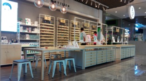 أزياء درج تخزين النظارات الشمسية عرض الحائط متجر النظارات الشمسية الوقوف عرض النظارات الشمسية جدار - Product Image 3