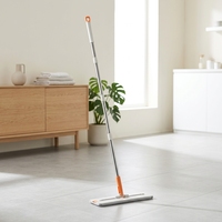 Serpillère antibactérienne extra-longue avec essorage mains libres, manche en acier inoxydable, conception à double compartiment pour le nettoyage des sols domestiques