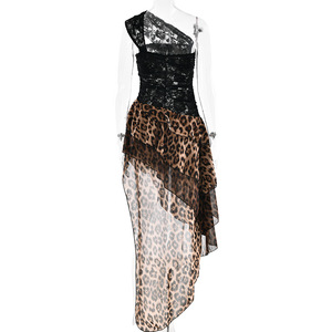 Abito da donna elegante nero in pizzo intrecciato con stampa leopardata, scollo a barca, design irregolare, lavabile ed ecologico - Product Image 4