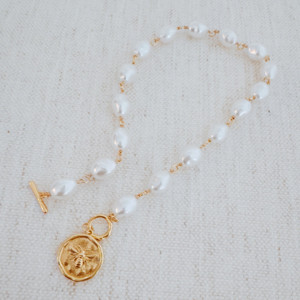 Collier baroque abeille dorée - Product Image 2