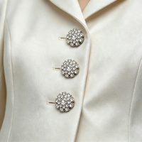 Nouveau Motif Boutons à Tige Circulaires en Alliage de Zinc avec Strass Fleur Écologiques 18MM Accessoires de Bijouterie pour Manteau de Créateur Argenté