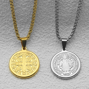 Collar Novirassine con Colgante de Cruz Ortodoxa y Medalla de San Benito, Chapado en Oro de 18K, Cadena de Acero Inoxidable, para Fiestas, Moda Elegante - Product Image 5