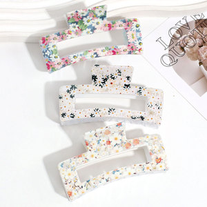 批发时尚简约花爪夹，多功能印花鲨鱼爪发饰 - Product Image 4