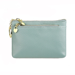 Porte-monnaie compact en cuir véritable pour femme avec fermeture éclair métallique, boucle porte-clés, doublure douce en polyester, tons pastel doux - Product Image 3