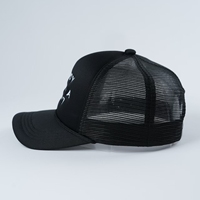 Gorra de camionero de 5 paneles con logotipo bordado de buena calidad al por mayor para viajes o fiestas y actividades al aire libre