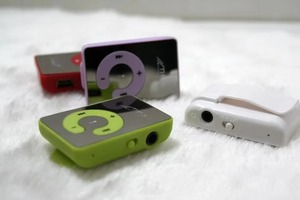 Reproductor MP3 portátil con clip, reproductor de música USB con pantalla, admite tarjeta TF de 32 GB, duración de la batería inferior a 10 horas - Product Image 6