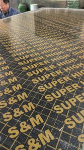 Contreplaqué de coffrage brun 1220*2440mm pour l'immobilier - Product Image 6