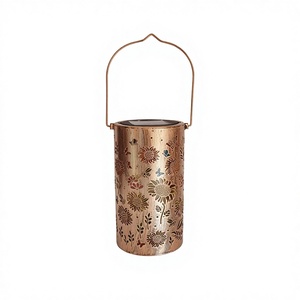 Lanterne <span class=keywords><strong>solaire</strong></span> rétro en fer forgé motif tournesol, éclairage paysager extérieur étanche, statues de jardin, décor de patio, fournisseur en gros - Product Image 1