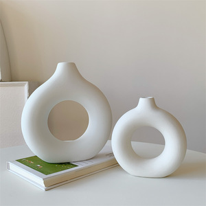 Modern Minimalist Nordic Style White <b>Ceramic</b> Decorative Flower Vases Donut-Shaped Tabletop Vase Set of Three Wholesale - Product Image 2