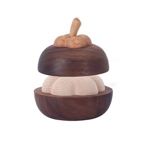 للبيع بالجملة ناشر خشبي على شكل مانغوستين من الروائح لحلي المنزل - Product Image 2