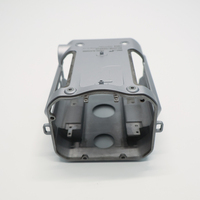 Pièce de rechange pour support de caméra, couvercle de dissipateur thermique à double trou en alliage d'aluminium CNC avec ailettes de refroidissement pour quadricoptère FPV
