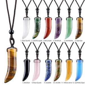 Collier pendentif en corne de cristal naturel tressé à la main, forme dents de loup, 37 mm, style vintage, avec pierre précieuse de guérison et corde tressée tribale - Product Image 3
