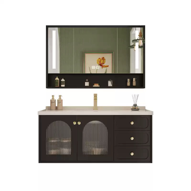 สีเทาเข้ม