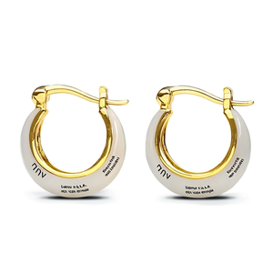 Lantu N.A.A. Boucles d'oreilles créoles dorées au design minimaliste juif, bijoux unisexes pour tous les jours, plaqué or 14 carats E4761 - Product Image 1