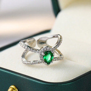 Anello Aperto Regolabile con Croce in Pietra Verde, Anello Creativo da Dito per Donne - Product Image 5