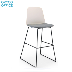 Taburetes de <span class=keywords><strong>Bar</strong></span> para el hogar, silla de <span class=keywords><strong>Bar</strong></span> con carcasa de plástico, marco de Metal sin brazos, con respaldo y reposapiés, sillas de comedor, 3660mm, gran oferta - Product Image 3