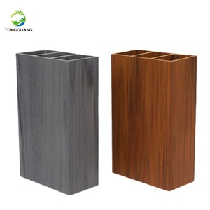 Exterieur Wpc Hout Kunststof Composiet Buizen <span class=keywords><strong>China</strong></span> Fabriek Wpc Holle Houten Buis Goede Verkoop Wpc Hout Buis