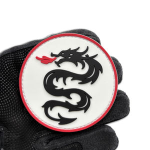 Luminoso respetuoso con el medio ambiente impermeable gran serpiente año hierro-En Zodiaco espíritu dragón PVC suave goma mochila sombrero brazo insignia - Product Image 6