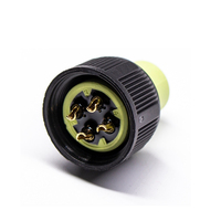 Konektor Industri Tahan Air IP68 4 Pin Female Plug 10A 250V AC Thread Lock Konektor Kabel Hijau untuk Otomasi Robotik IoT