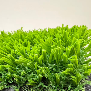 Erba Sintetica in Nylon Ecologica con Altezza del Pelo di 30mm per Campi da Calcio, Campi da Tennis e Pallavolo in Offerta - Product Image 2