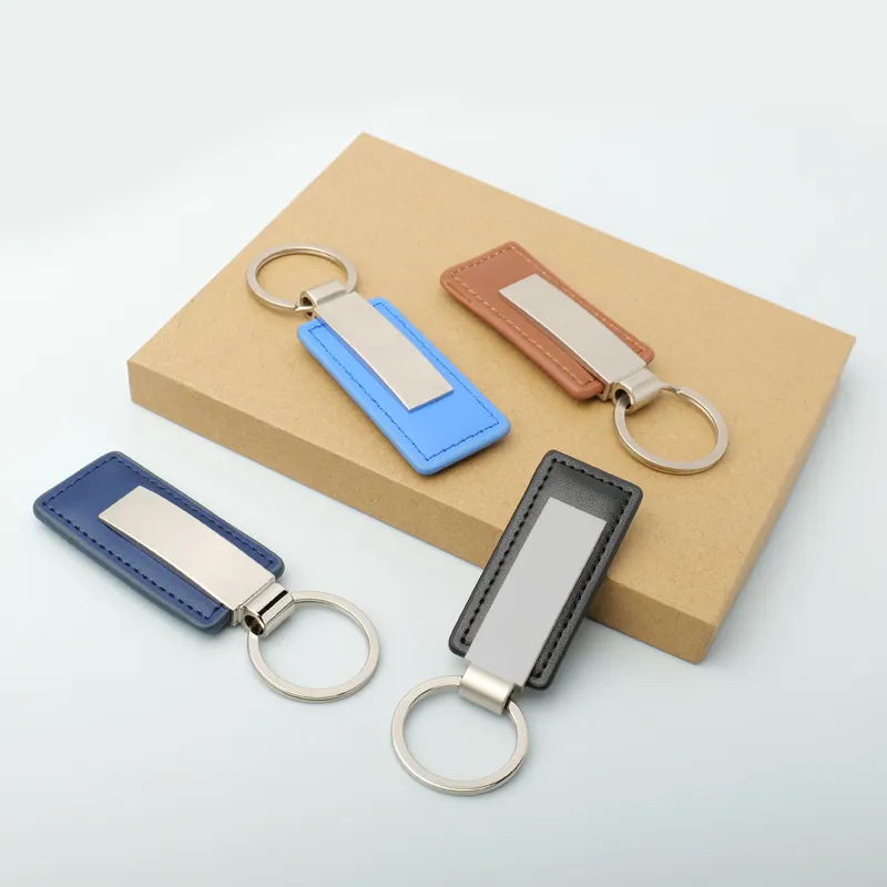 Custom high-quality car keychains metal keyholder leather keyring wholesale leather keychain