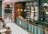 Design d'intérieur moderne et luxueux pour café |   Solution complète de présentoirs et d'ensembles de meubles sur mesure, conception personnalisée pour une boutique complète