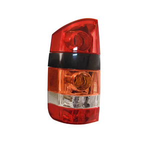 ไฟท้ายรถยนต์ขายส่งสำหรับ Toyota Noah ปี 2003-2006 - Product Image 1