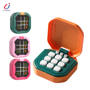 Juego de Mesa Educativo Personalizado Chengji para Niños, Juego Electrónico Portátil de Tic Tac Toe con Luces LED - Product Image 1