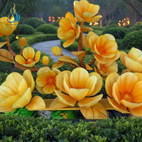 Maßgefertigte Chinesische Traditionelle Seiden-Blumenlaterne für Außenbereich, Wasserdichter Stoff, Festivallaterne für Garten- und Wegdekoration