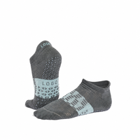 Chaussettes de yoga antidérapantes pour femmes, gris ardoise, style Mary Jane, à bout ouvert, avec semelle intégrale en silicone, personnalisables avec logo OEM, vente en gros