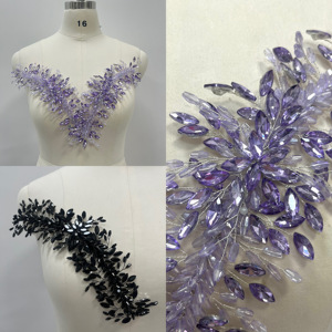 Applique florale de luxe faite à la main en fil métallique 3D avec strass brillants pour accessoires de robe - Product Image 4