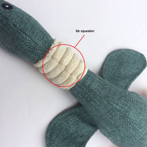 Grappige Kleine Nylon Hond Speelgoed Huisdieren Linnen Kat Schaap Valkparkiet Matte Metalen Hond Fleece Chocolade Bal Pen Camera Klein Leuk Vocaal Speelgoed - Product Image 6