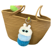 Llavero de Oruga Adorable y Famoso en Internet, Muñeco Creativo de Peluche, Colgante, Regalo para Estudiantes de Regreso a Clases, Venta al por Mayor en China, Unisex