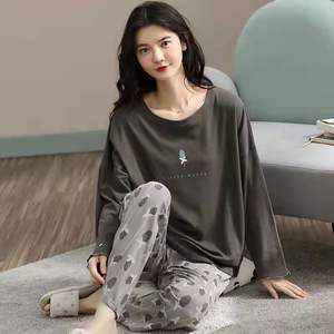 Pijama de Mujer Primavera y Otoño Manga Larga Ropa de Casa para Otoño e Invierno Tallas Grandes Conjunto Sencillo y Suelto para Usar en Exterior - Product Image 3