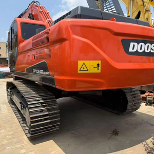 รถขุดตีนตะขาบ Doosan DX340LC-9C มือสอง ราคาถูก น้ำหนัก 34 ตัน รุ่นปี 2021 เครื่องยนต์ เกียร์ ปั๊ม PLC สำหรับงานเหมือง ได้รับการรับรองมาตรฐาน CE - Product Image 1