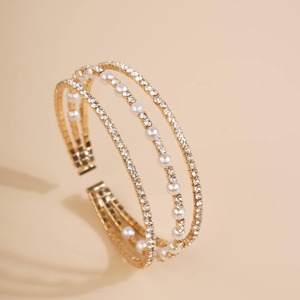 Fausse Perle <span class=keywords><strong>Bracelet</strong></span> Stretch Tennis Chaîne Strass Bande Réglable Manchette <span class=keywords><strong>Bracelet</strong></span> Élastique Multi Rangée Layered Glitter Bracelets - Product Image 5