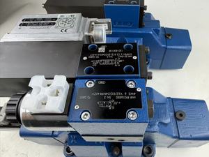 ไดเรคชันแนล 4WRLE25WZ350SJ-3X/G24EKO/A1M-561 0811404452 แบบควบคุมด้วยนักบิน - Product Image 2