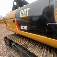Expédition mondiale - Excavatrice sur chenilles Caterpillar CAT 323D de 23 tonnes d'occasion avec unité de train de roulement d'origine