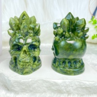Crânes en jade vert naturel en gros, sculpture de 8 cm, design de grappe de quartz frais, crânes en cristal de guérison, artisanat en pierre pour décoration, cadeau