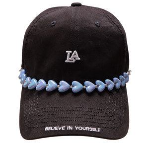 Cadena para Sombrero con Forma de Corazón para Mujer, Accesorio Decorativo Chapado en Aleación, Tema de Amor Casual, Verano 2025, Origen Yiwu - Product Image 3